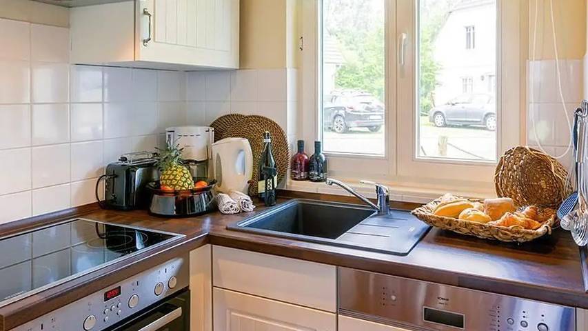 Ferienhaus für 6 Personen, mit Terrasse und Garten in Nienhagen - 4