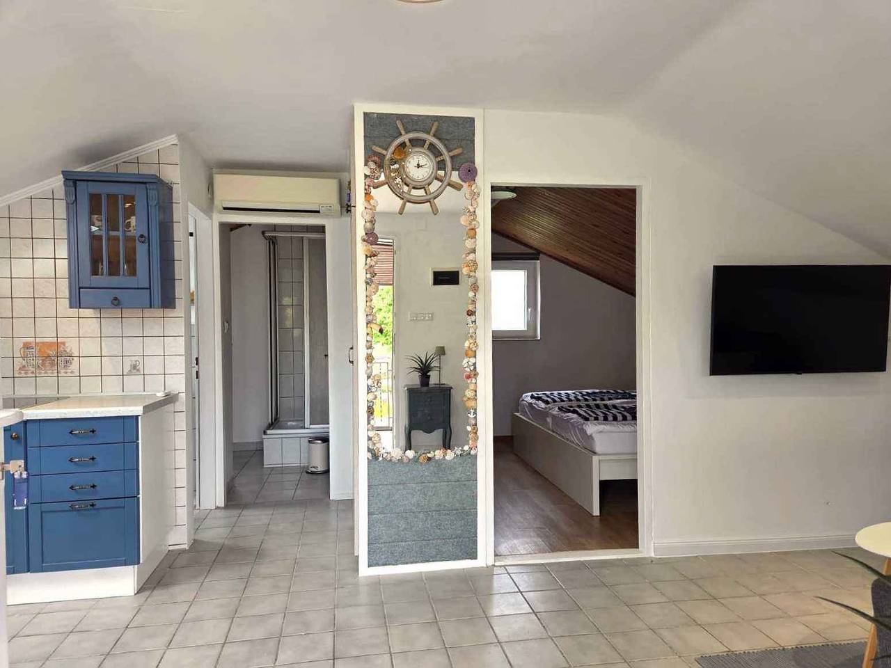 Ganze Ferienwohnung, Ferienwohnung Wohnung mit Balkon in Gostinjac, Krk