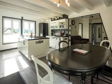 Maison De Vacances pour 10 Personnes dans La Bourboule, Région de Clermont-Ferrand, Photo 3