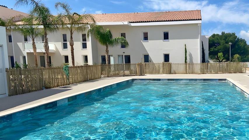 Ferienwohnung für 4 Personen, mit Pool und Balkon/Terrasse - 1