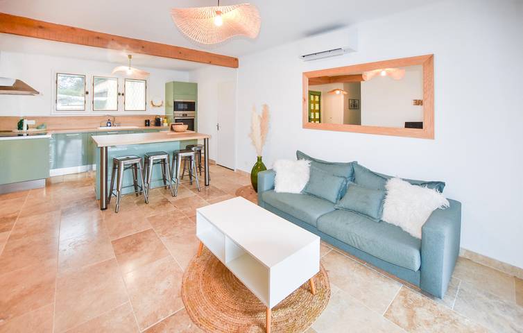 Location de vacances pour 4 personnes, avec terrasse ainsi que piscine et jardin à Mazan - 4