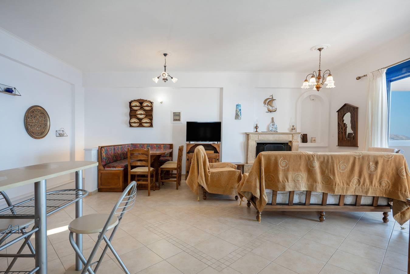 Vakantiehuis 'Blue Window Seaview Maisonette' met Zeezicht, Wifi en Airconditioning, foto 6