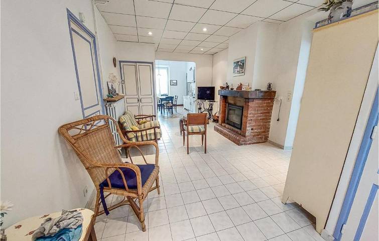 Gîte pour 6 personnes dans Office de Tourisme de Saint-Julien Le Montagnier
