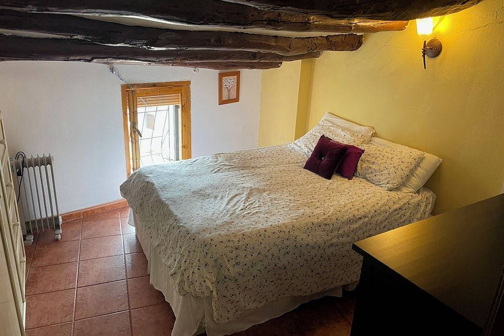 Entire 4 Bedroom house in Caravaca Old Town with fabulous roof terrace in Caravaca de la Cruz, Interior de Murcia