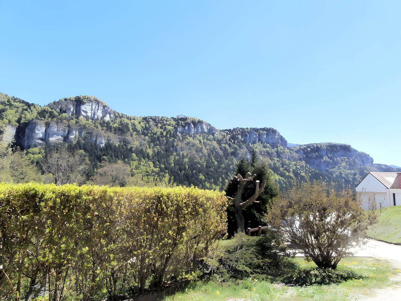 Casa rural «La Rossinière» con vistas a la montaña, terraza privada y Wi-Fi in Engins, Parc naturel régional du Vercors