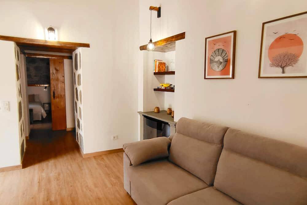 Casa Rural La Pelusa with Mountain Views, Wi-Fi, and Air Conditioning in Tejeda, West Gran Canaria