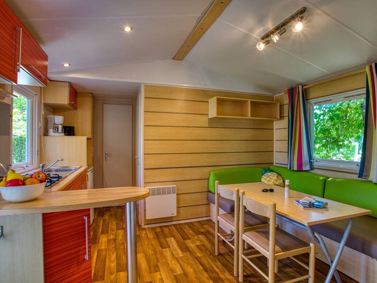 Mobil-home 26m² avec terrasse - 6 personnes in Groléjac, Quercy