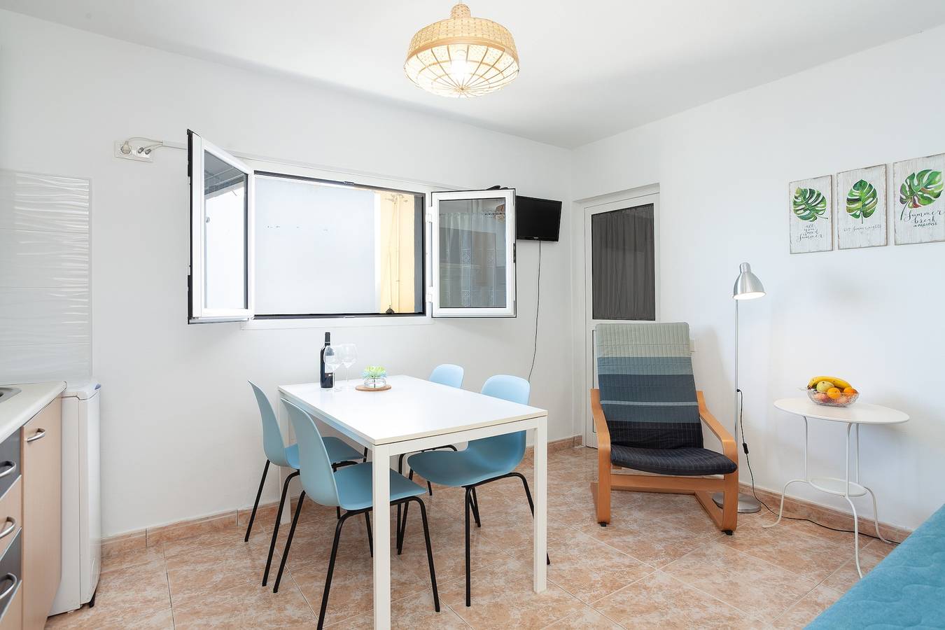 Apartamento entero, Apartamento "Eloisa 2" en la playa de la ciudad vieja con vista al mar y Wi-Fi in Puerto de Corralejo, La Oliva