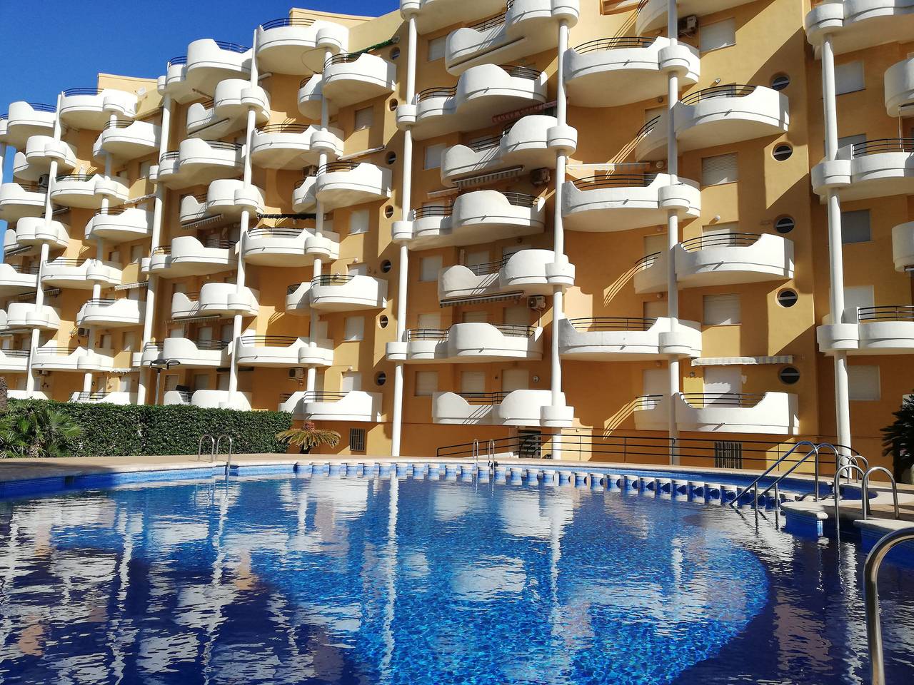 Ganze Wohnung, Fabulosa séptima planta, tres dormitorios, dos terrezas y espectaculares vistas! in Playa Xeraco, Xeraco