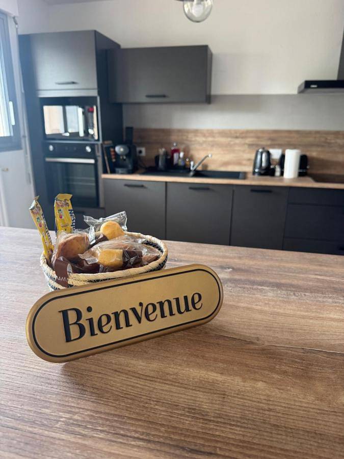 Appartement entier, Two-Bedroom Apartment in Pamiers, Ariège