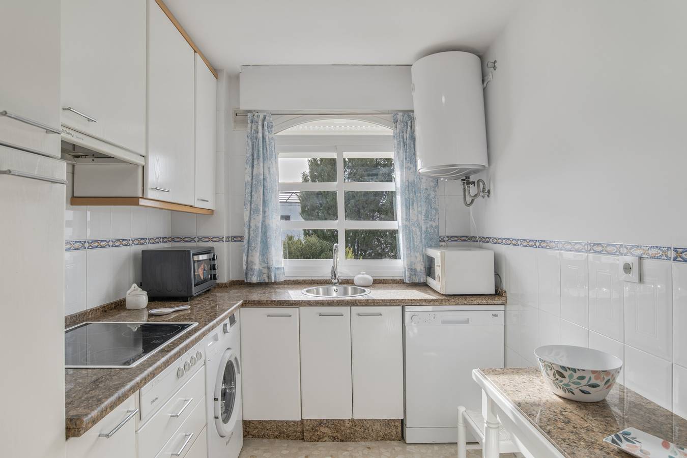 Apartamento entero, Fantástico apartamento en el centro de la ciudad con balcón y Wi-Fi; in Vejer de la Frontera, Costa de la Luz