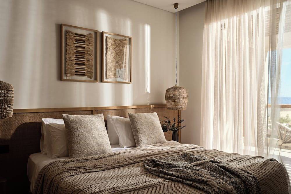 Sentiero Iconic Villa, a Serene Retreat in Tragaki, Zakynthos