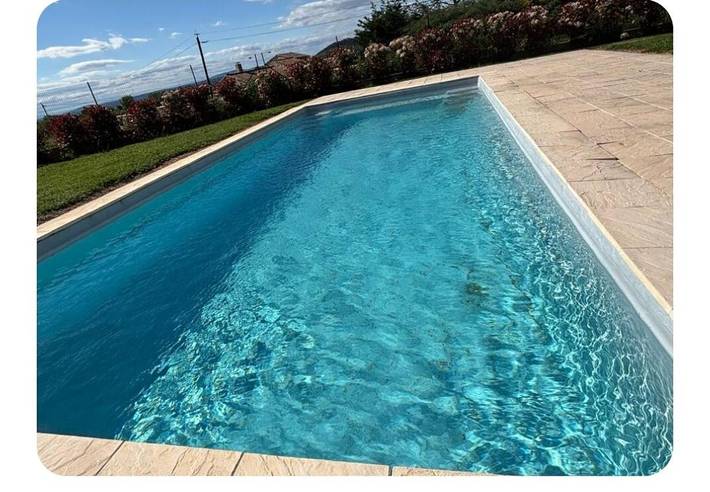 Location de vacances pour 6 personnes, avec jardin ainsi que piscine et vue à Flaux - 4