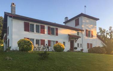 Maison De Vacances pour 15 Personnes dans Orègue, Région de Bayonne, Photo 2