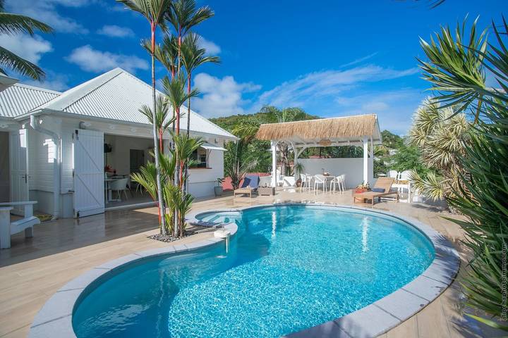 Chalet para 6 personas, con terraza y piscina - 1