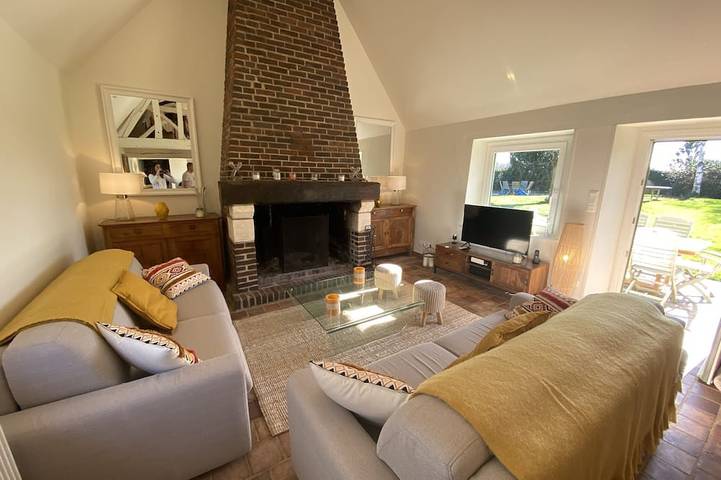 Location de vacances pour 8 personnes, avec jardin ainsi que terrasse et piscine à Tillières-sur-Avre - 2