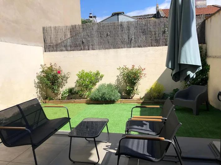 Apartamento de vacaciones para 5 personas, con terraza y jardín - 1
