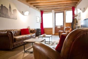 Gîte pour 12 personnes, avec terrasse et jardin, animaux acceptés dans Église Abbatiale Saint Philibert de Tournus