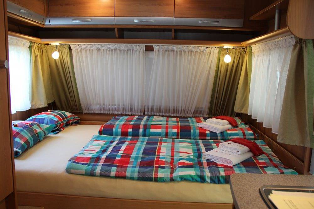 Ganze Ferienwohnung, Mietwohnwagen Campingplatz-Schloss Kirchberg - Dethleffs Lifestyle 510 V in Hagnau am Bodensee, Obersee (Bodensee)