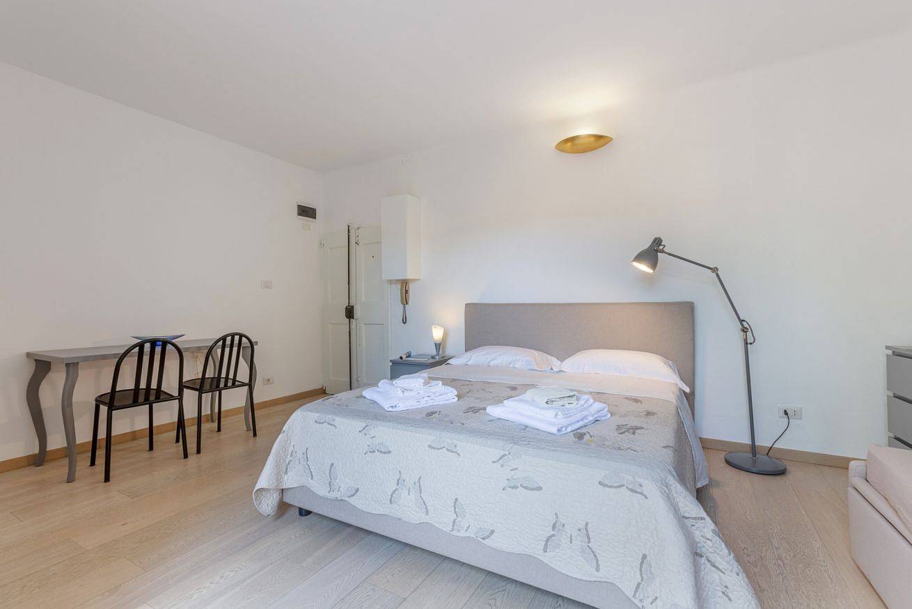 Ganze Wohnung, Ferienwohnung für 2 Personen mit Balkon/Terrasse in Bologna, Bologna Provinz