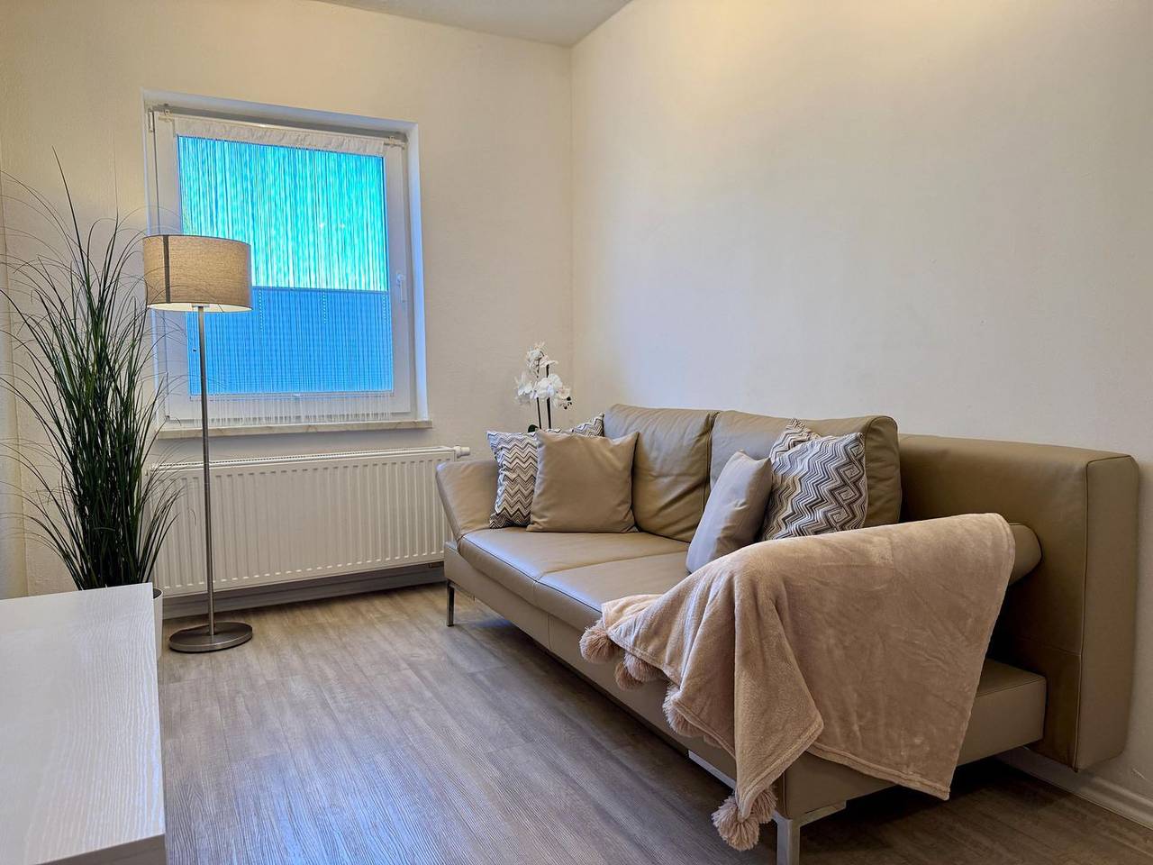 Ganze Wohnung, Komfortable Ferienwohnung mit Terrasse und Garten in ländlicher Umgebung in Neu Hirschburg, Ribnitz-Damgarten