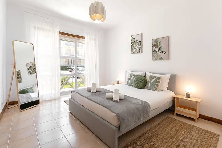 Entire apartment, Casa da Areia - Cozy Seaside Retreat in Ferrel, Leiria District