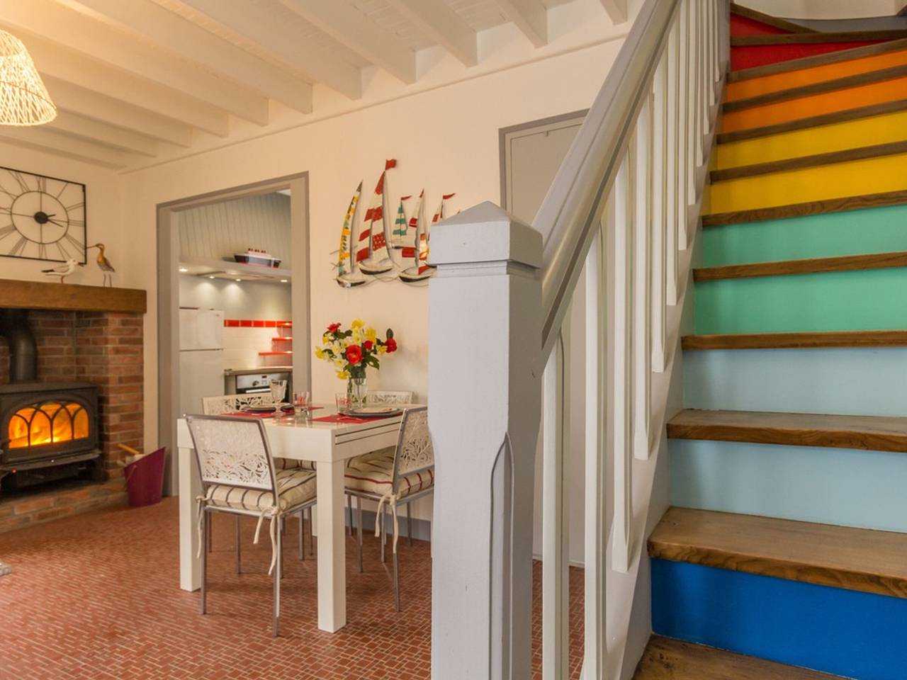 Casa encantadora con jardín cerrado, wifi, admite mascotas y aparcamiento in Saint-Pair-sur-Mer, Côte de la Déroute
