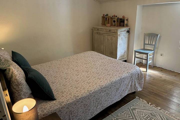 Location de vacances pour 7 personnes, avec jardin à Concots - 3