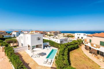 Villa in Ciutadella, Coast of Menorca für 5 