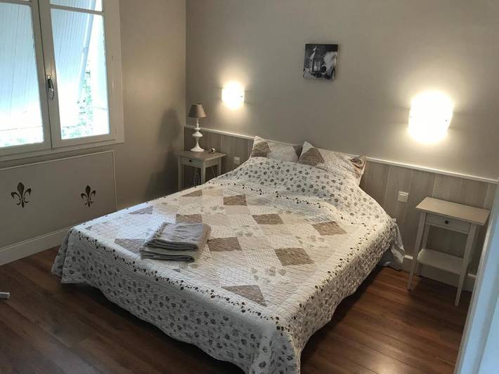 Gîte pour 14 personnes, avec jardin et piscine ainsi que sauna et vue à Lédat - 4