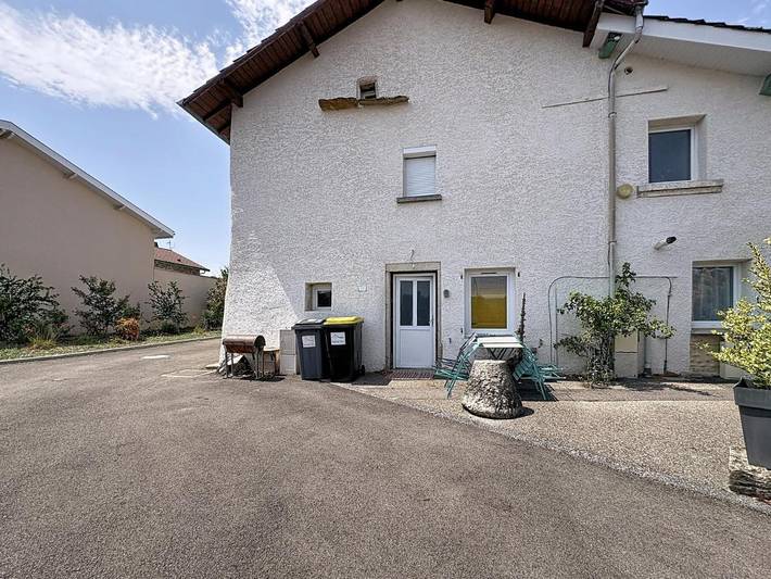 Location de vacances pour 6 personnes, avec Terrasse à Saint-Vulbas
