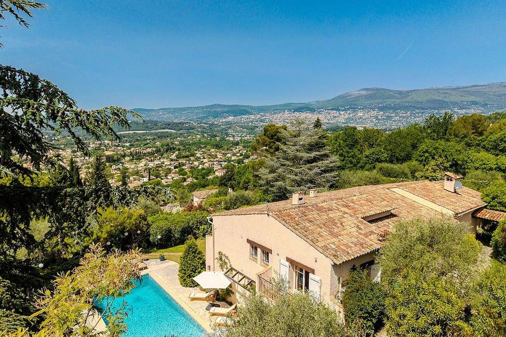 Villa pour 12 Personnes dans Mouans-Sartoux, Région de Cannes