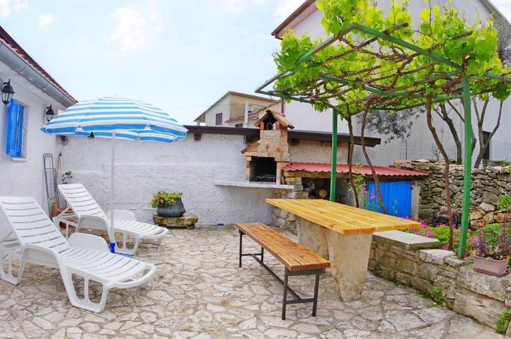 Ferienhaus für 4 Personen, mit Terrasse und Garten, mit Haustier in Marčana - 2