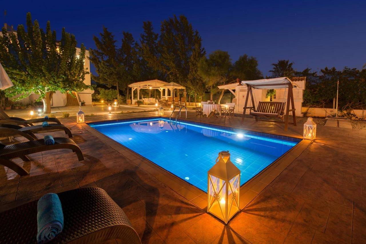 Four-Bedroom Villa with Private Pool in Faliraki Beach, Faliraki