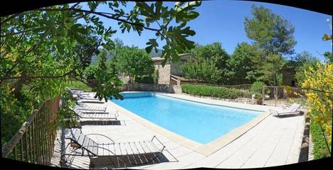 Hôtel pour 2 personnes, avec piscine ainsi que terrasse et jardin à Saint-Martin-de-Castillon