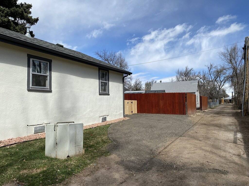 Dog Friendly with Private Fenced Yard, close to Csu and Old Town in Fort Collins, Larimer County