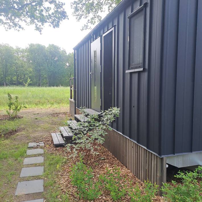 Wohnwagen für 2 Personen, mit Terrasse und Garten in Niedersachsen