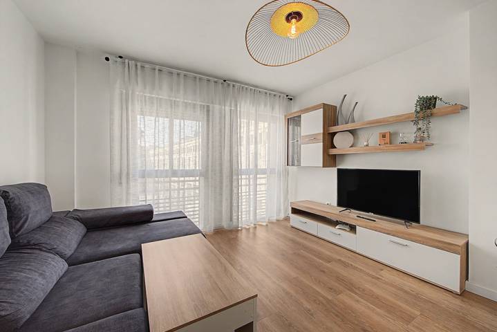 Apartamento entero, Apartamento vacacional "Ejido Centro" con balcón y Wi-Fi in El Ejido, Costa de Almería