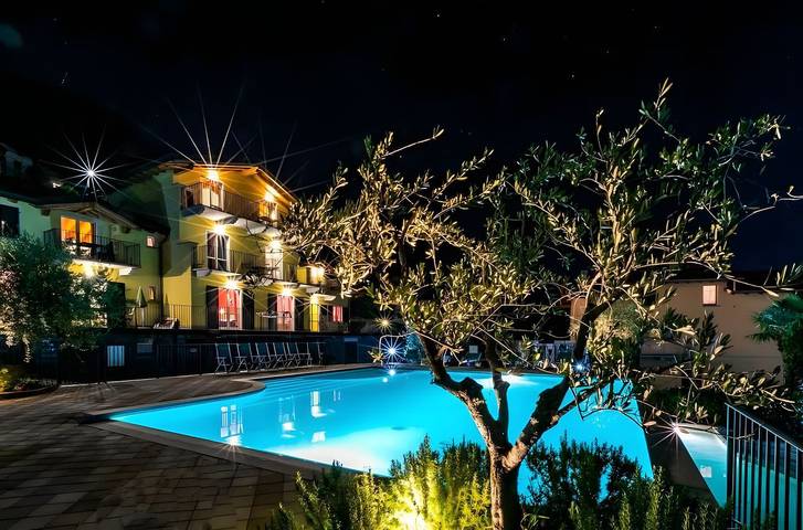 Bungalow für 6 Personen, mit Terrasse und Garten sowie Kinderpool und Pool in der Lombardei - 4