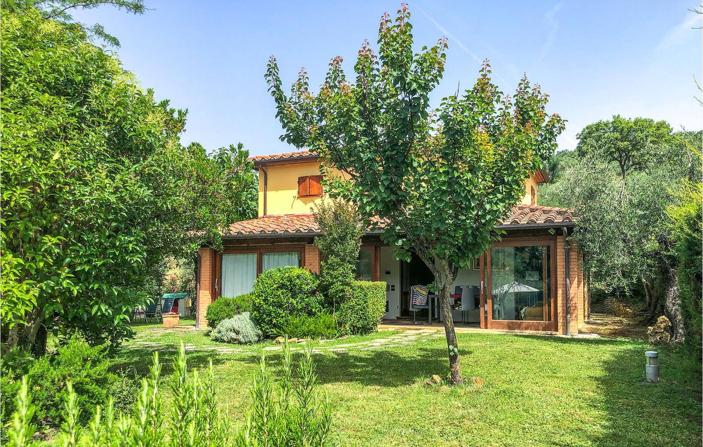 Appartamento moderno con parcheggio, piscina e giardino in Scanizza, Provincia di Arezzo