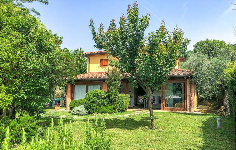 Appartamento moderno con parcheggio, piscina e giardino in Scanizza, Cortona
