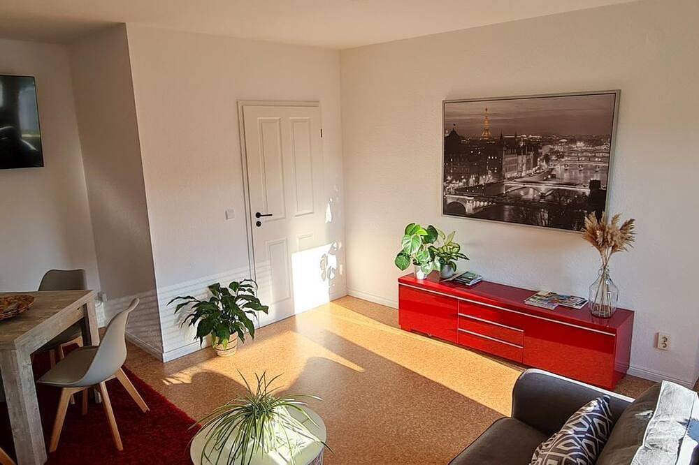 Ganze Wohnung, Ferienwohnung Wiesenblick - Appartement/Fewo, 2 Schlafräume in Illingen, Saarland