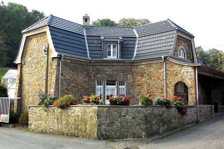 Villa für 8 Personen, mit Balkon - 1