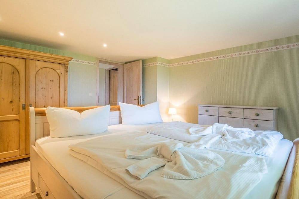 Ganze Wohnung, Küstenhof am Kap Arkona - Ferienhaushälfte \"Königsmeerblick\" in Nobbin, Putgarten