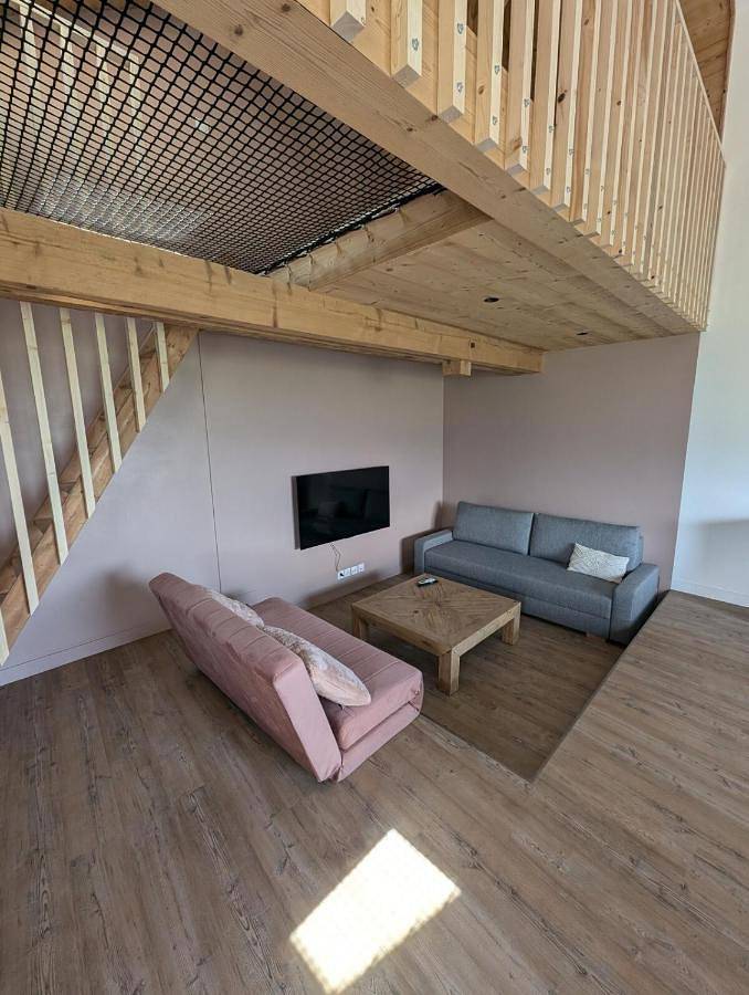 Gîte pour 4 personnes, avec balcon et vue à Chanaz - 3