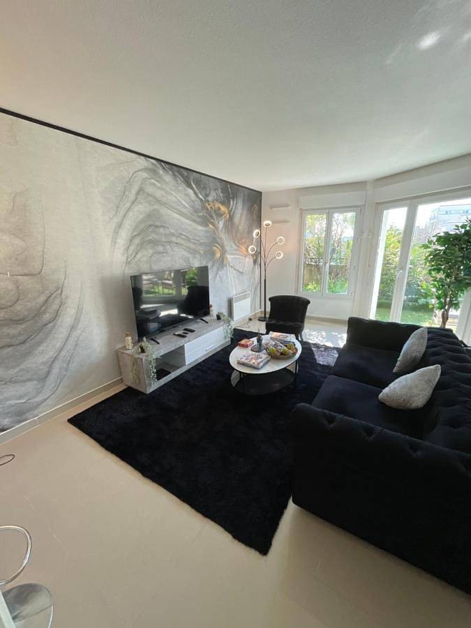 Gîte pour 6 personnes, avec vue et jardin, animaux acceptés dans Gare Du Val D Europe - 3