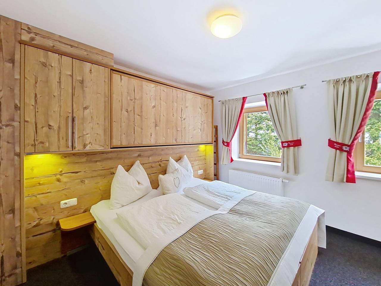 Ganze Wohnung, Naviser Hütte in Tuxer Alpen, Navis