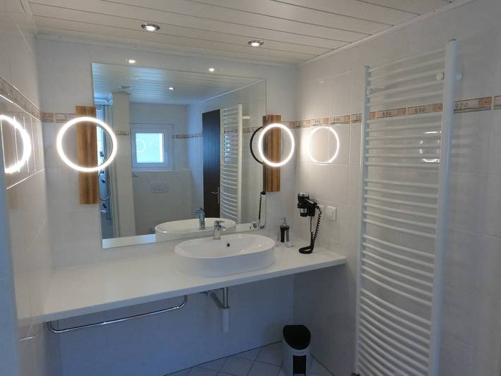 Ganze Ferienwohnung, Ferienwohnung Eden 4 Og Brunegghorn - Brunegghorn in Grächen, Walliser Alpen