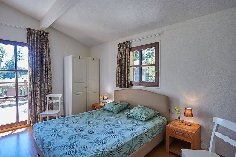 Luxurious villa with private pool in Salles, Arcachon region