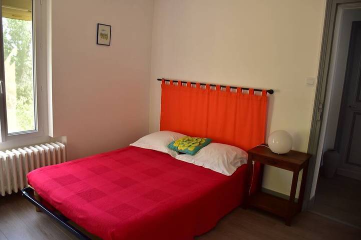 Location de vacances pour 7 personnes, avec jardin et jacuzzi, animaux acceptés à Mauzac-et-Grand-Castang - 4